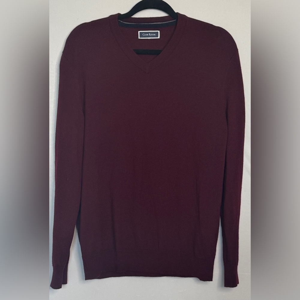 Club‎ Room Deep Red V-Neck Sweater